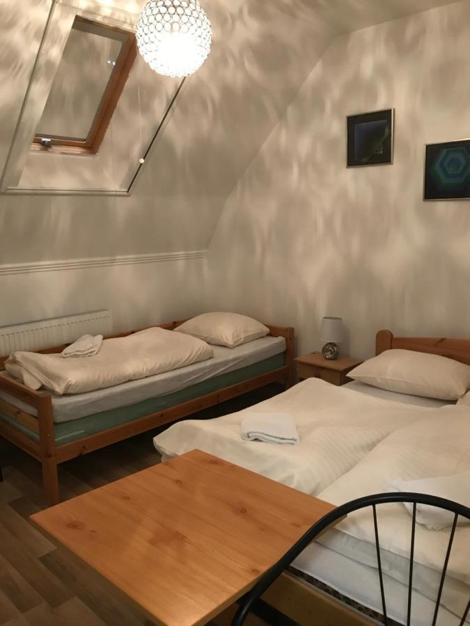 Platanus Vendeghaz Zamardi Bed & Breakfast ภายนอก รูปภาพ