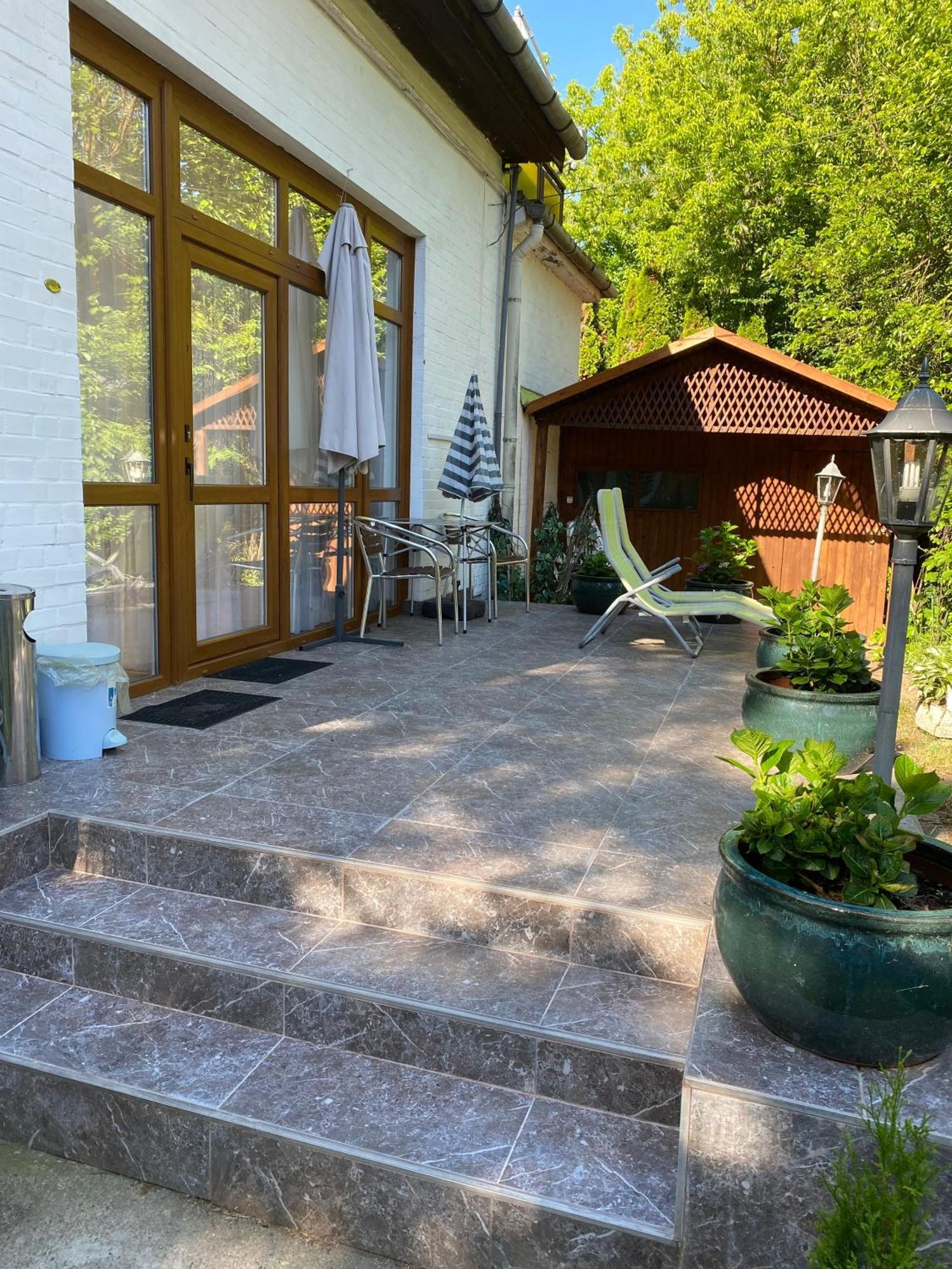 Platanus Vendeghaz Zamardi Bed & Breakfast ภายนอก รูปภาพ